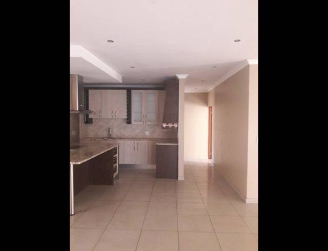 4 BEDROOM HOUSE FOR SALE IN VANDERBIJLPARK SE 8